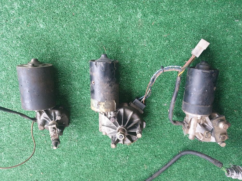 Motoras stergator parbriz 12-24 v Man Renault Steyr Iveco