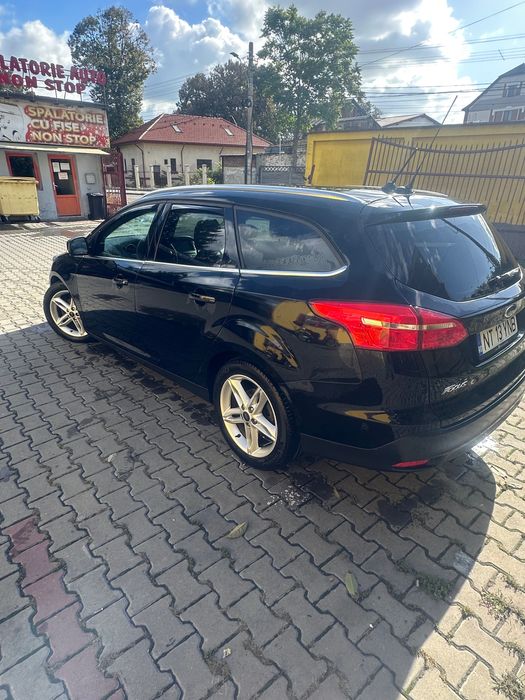 Ford Focus 2018  1.0 benzina