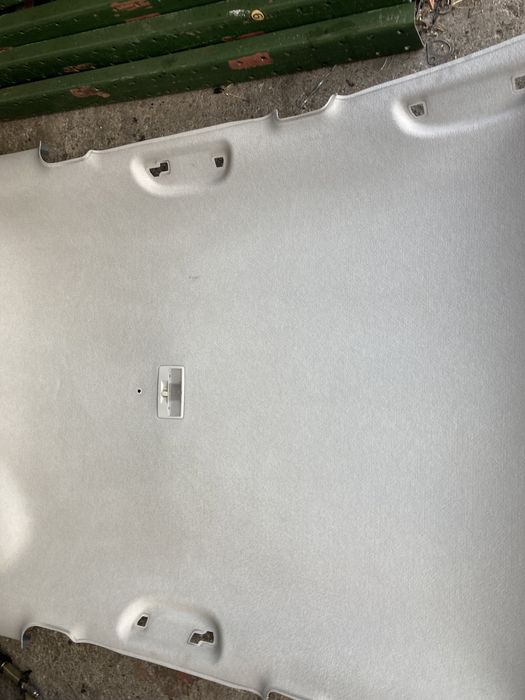 Mazda CX-7 2010година Таван