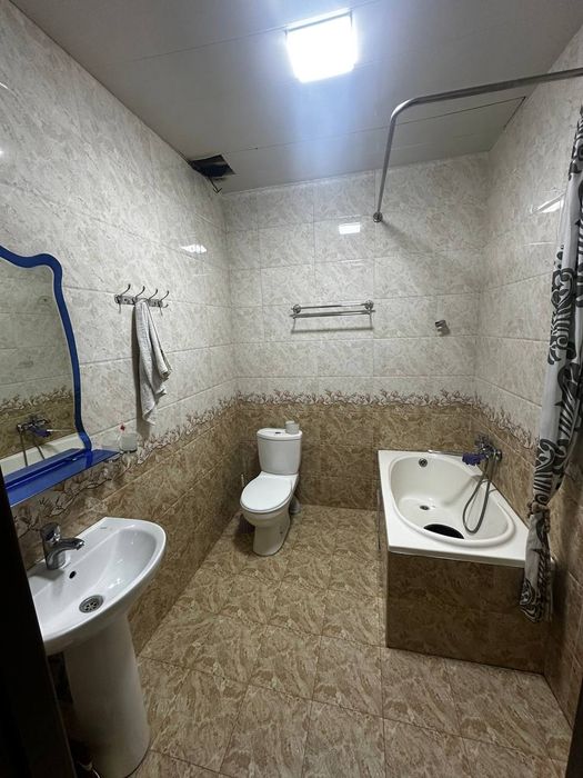 4,5 сотокли 6 хонали участка ижарага берилади.