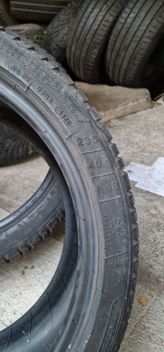 235/40/18 Kleber Quadraxer 2