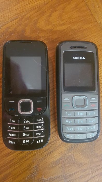 Nokia 1208, Nokia 2330 Vodafone