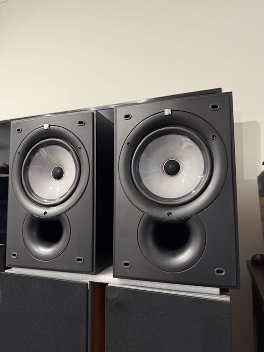 Kef Q15. Boxe raft audiofile. Sunet fin, englezesc. Ca noi. Preț fix !