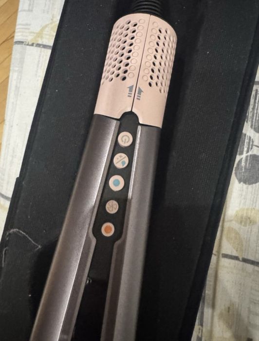 Dyson  HT 01 Airstrait……