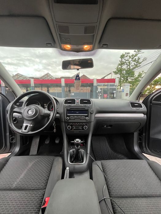 Vând Volkswagen Golf 6 TDI
