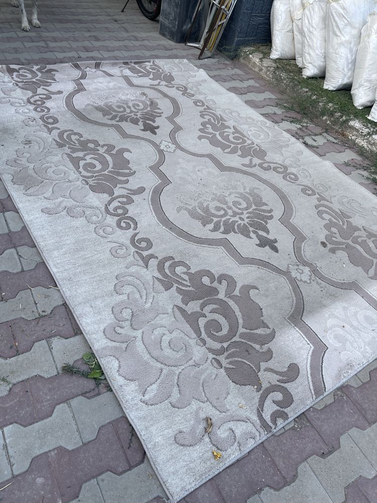 Ковер 3/2 отличное состояние