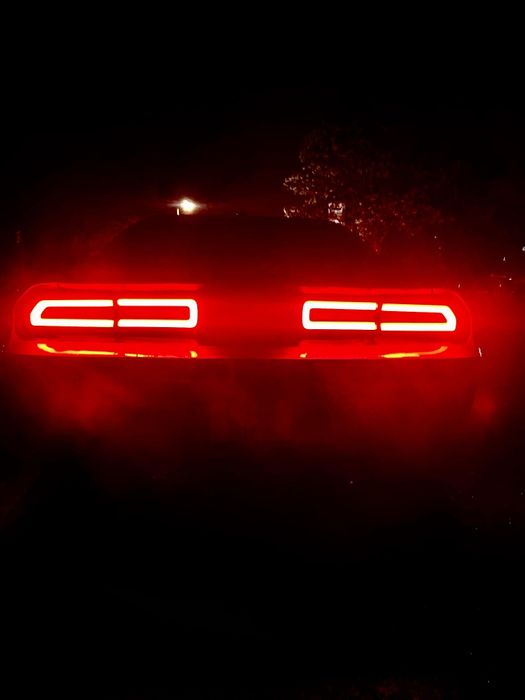 Dodge challenger 2012 SRT body