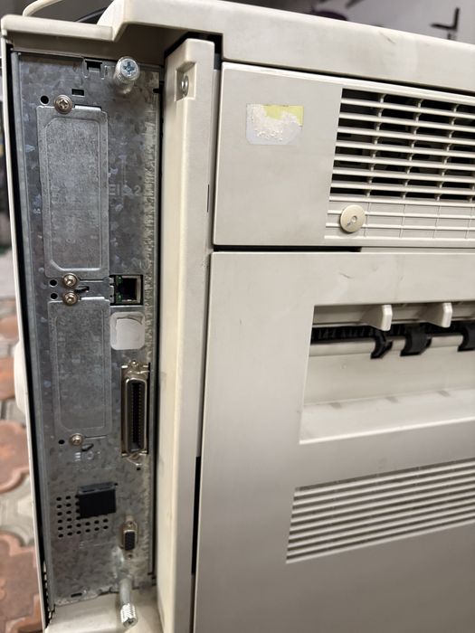 Imprimanta HP profesionala Q7699A