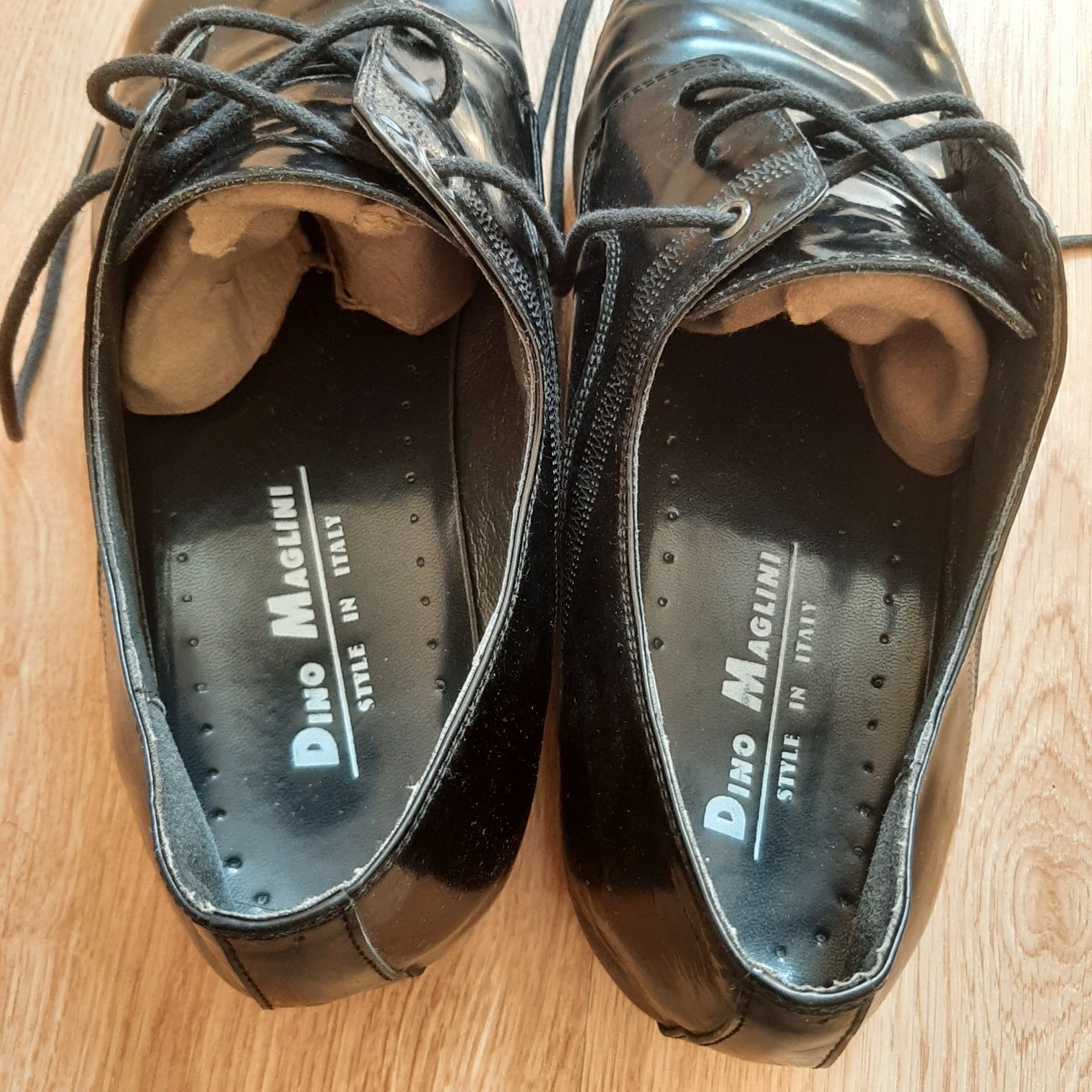 Продам или обмен мужская обувь 41