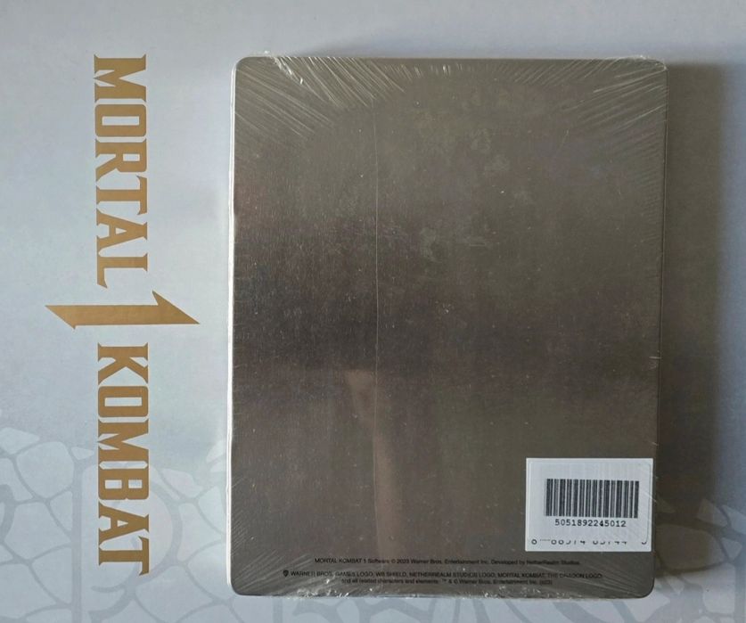 Figurina Mortal Kombat 1 Collector's edition 42cm + steelbook sigilat