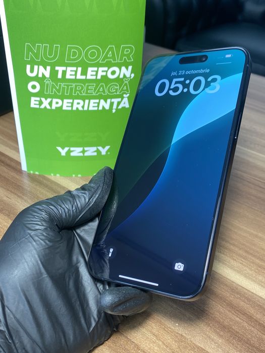 iPhone 15 Pro Max / 512 GB / Sănătate baterie 100% / Foarte bun