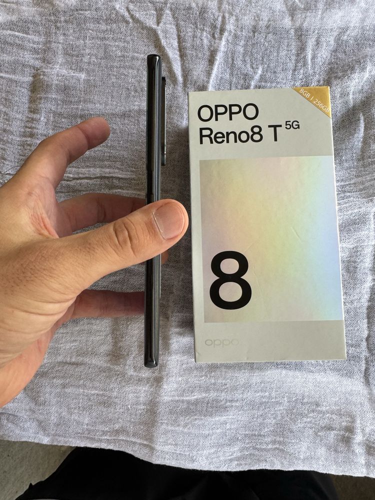 oppo Reno 8t 5g pamit 8.256g holati ideal karopka dak bor