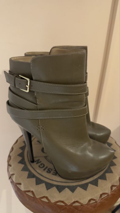 Боруши естествена кожа “Aldo” 39 номер