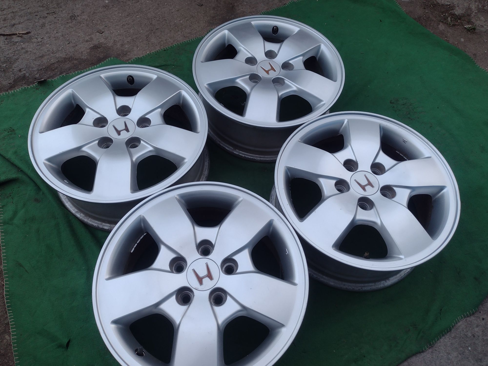 Оригинални 16-5х114.3 ЕТ46 6j Honda CR-V
