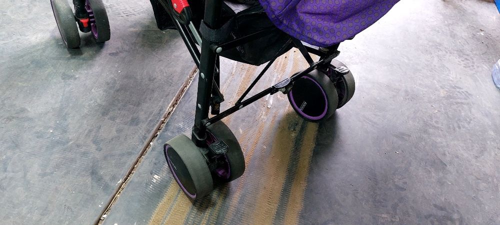 Каляска прогулочная