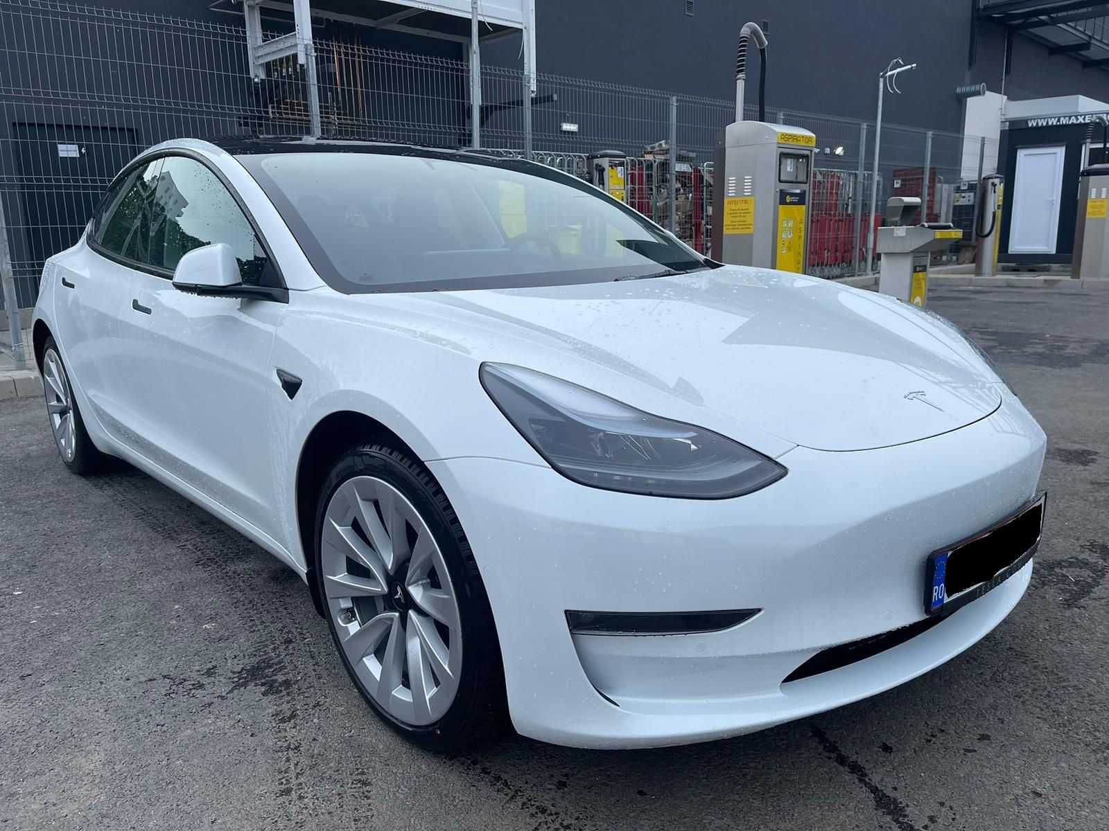 Tesla Model 3 Long Range Dual Motor 4x4