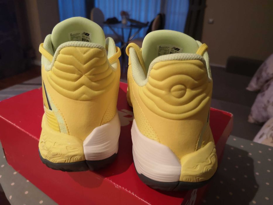 Încălțăminte de baschet New Balance TWO WXY v4 lemon zest