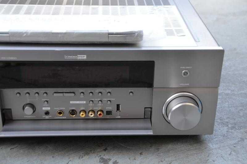 Amplificator Yamaha RX-V 3800 cu telecomanda- high end amplifier