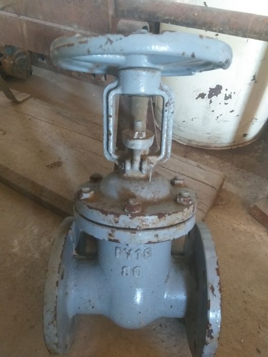 Продам задвижку Ду-80мм