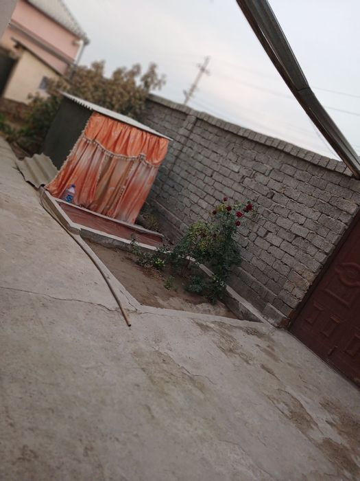 Продаётся дом в центре города ,рядом с кафе шоколад,  отов