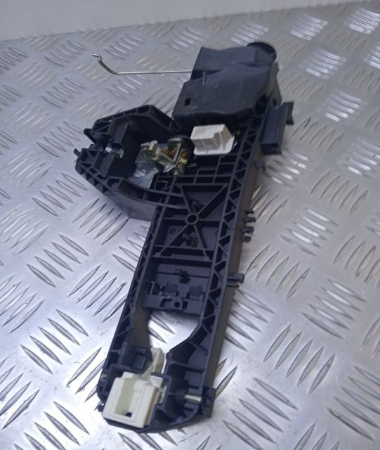 Suport maner exterior  stanga fata A2047601534 Mercedes-Benz GLK-Clas