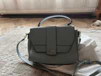 Vand poseta Guess