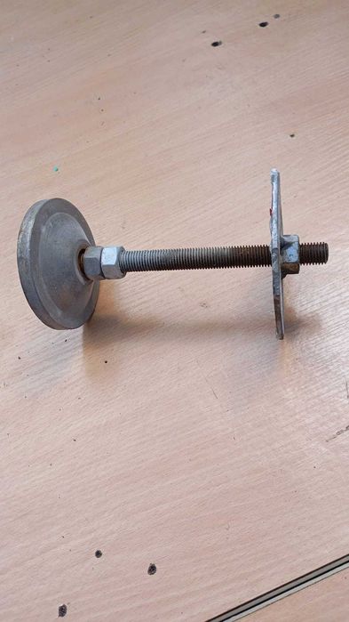 Металлические ножки для оборудования, мебели 4 шт