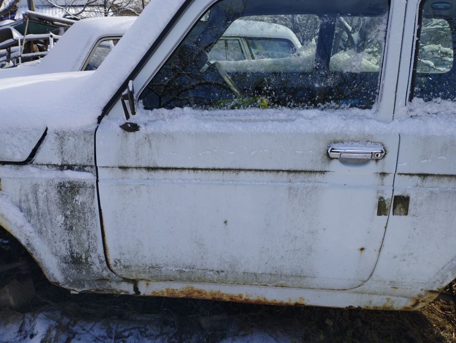 Лада Нива на части