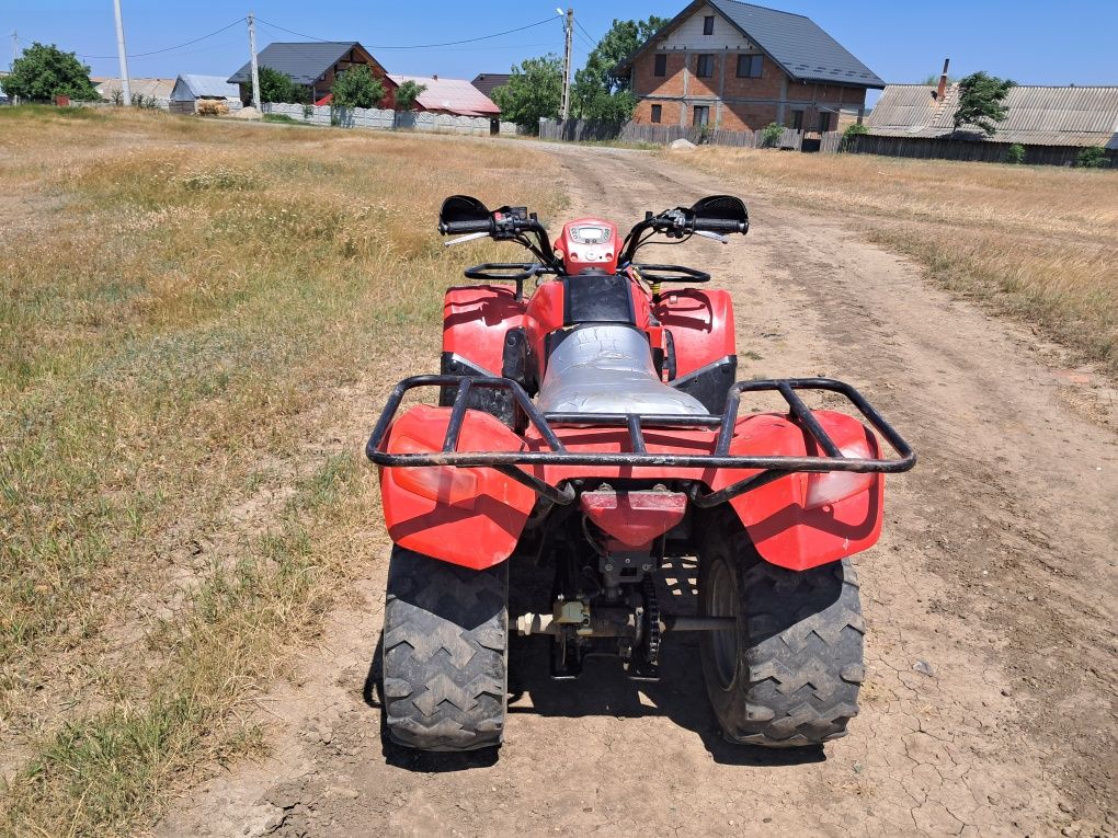 Vind atv kymco de 80cc trage bine