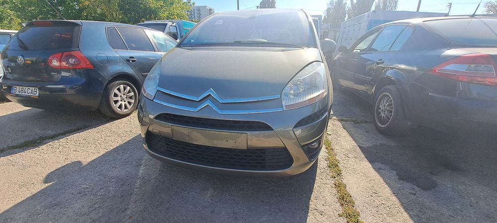 Dezmembrez Citroen C4 Picasso 1.6 D 2009
