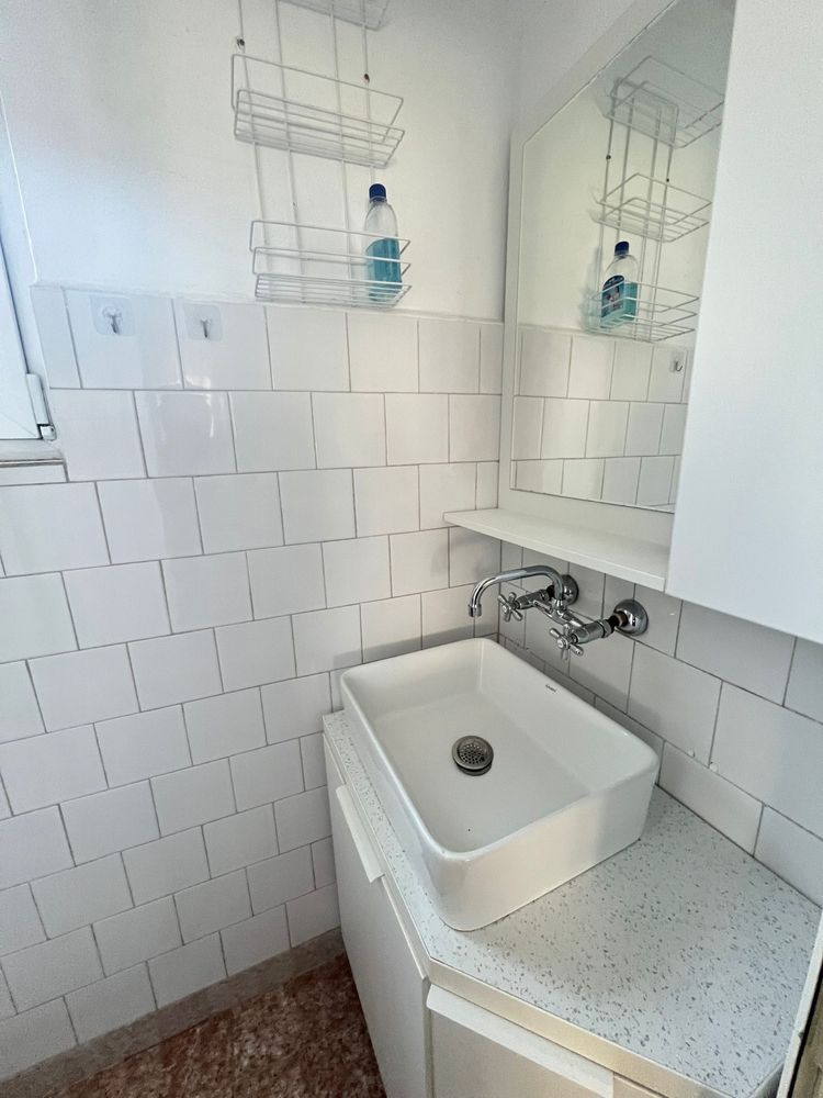Vand apartament cu 2 camere
