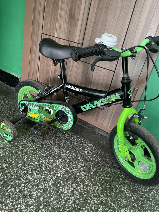 Детско колело с помощни колела