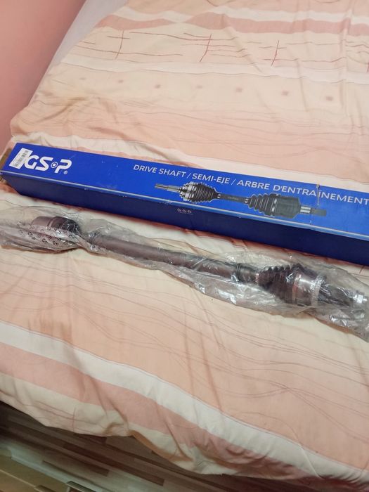 ПОЛУОСКА нова предна дясна АВТОМАТИЧНА 6-степенна трансмисия