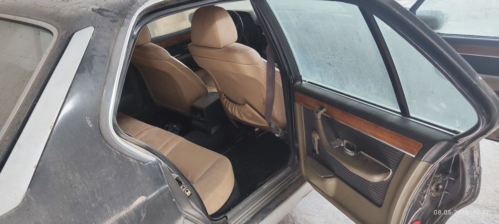 БМВ е23 под проект или на запчасти