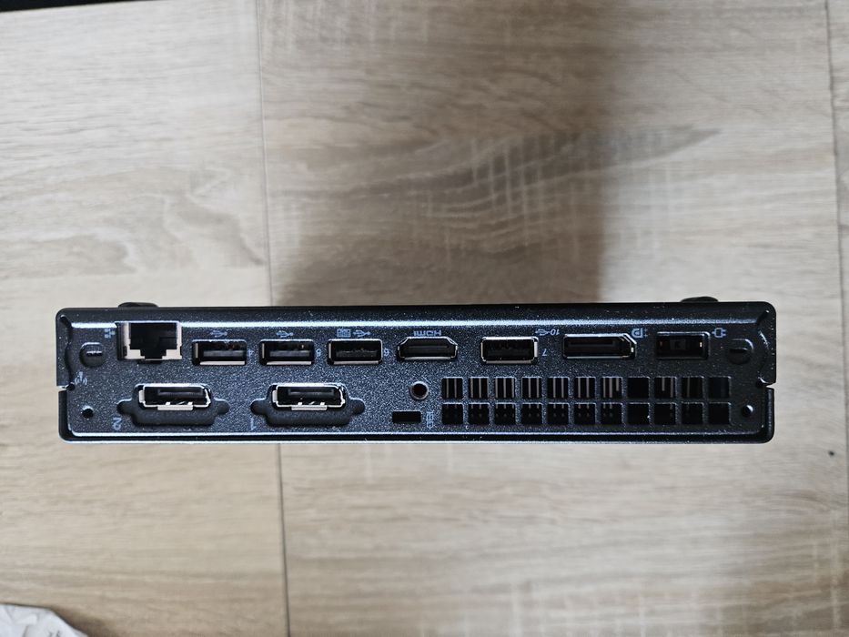 Lenovo ThinkCentre M75q Gen 5 Tiny