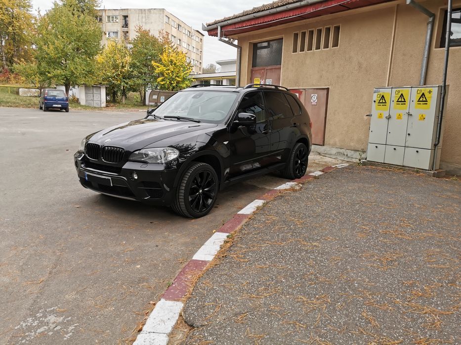 BMW  X5  / Euro 5 / 2011 / 3.0D / Panoramic / Full Option  /  Variante