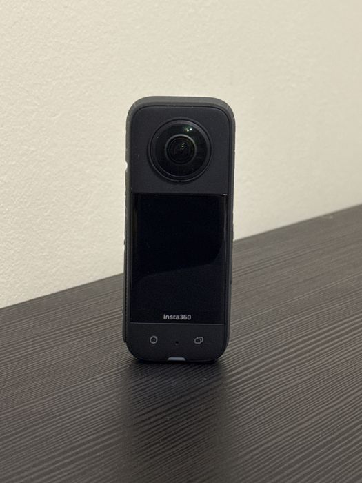 Insta360 X3 impecabil