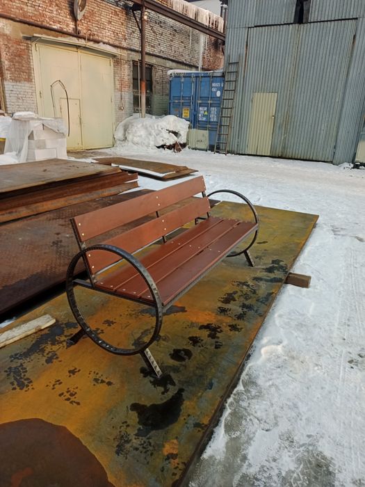 Оригинальная лавочка