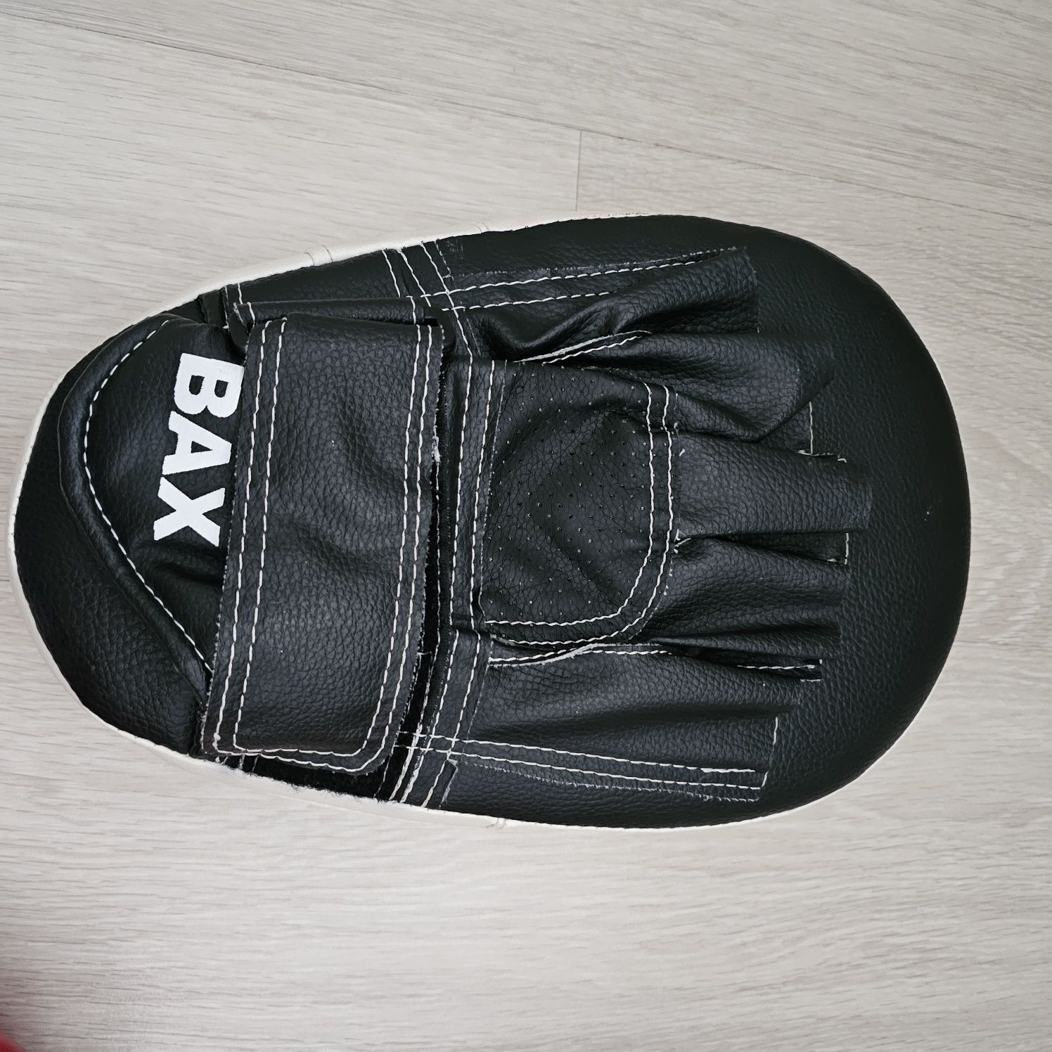 Набор для бокса (шлем+перчатки+лапа)