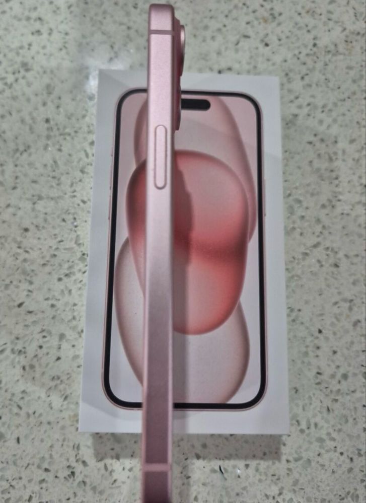 Apple iPhone 15 - 128GB - розов
