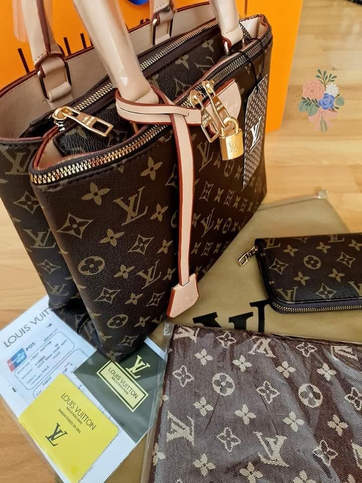 Set 3 articole Louis Vuitton,geanta +esarfa+portofel, saculet, etichet