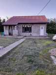 Vand casa la țara