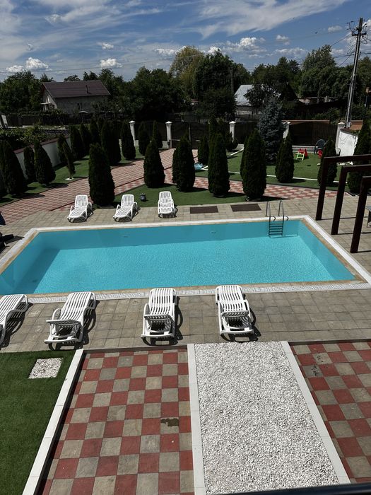 Vila cu piscina si ciubar de inchiriat in regim hotelier