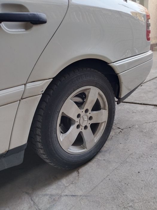 Продам диски R15. На мерс