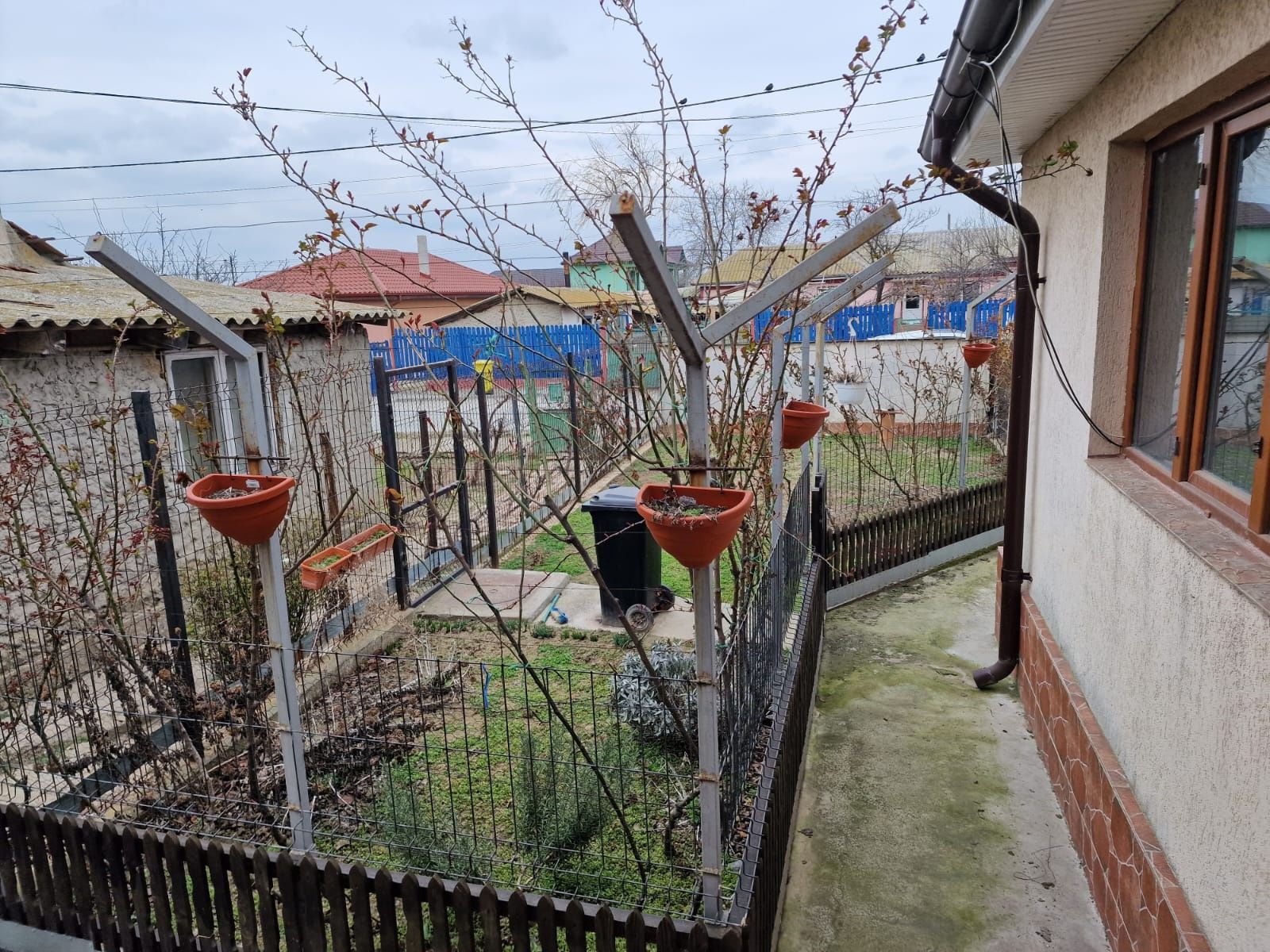 Vând casa în Corbu jud.Constanta