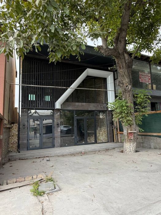 Продается недостроеный дом на первой линии.