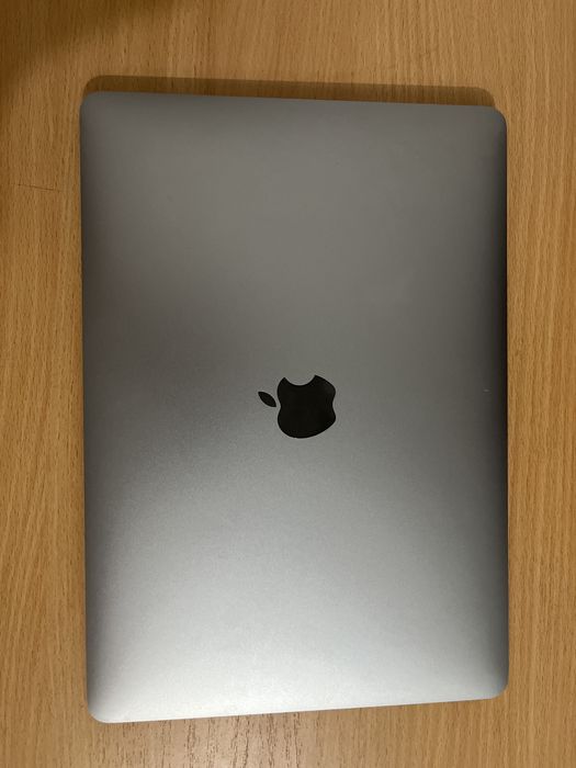 Макбук на м1, состояние хорошее, все в комплекте. Посмотреть можно……..