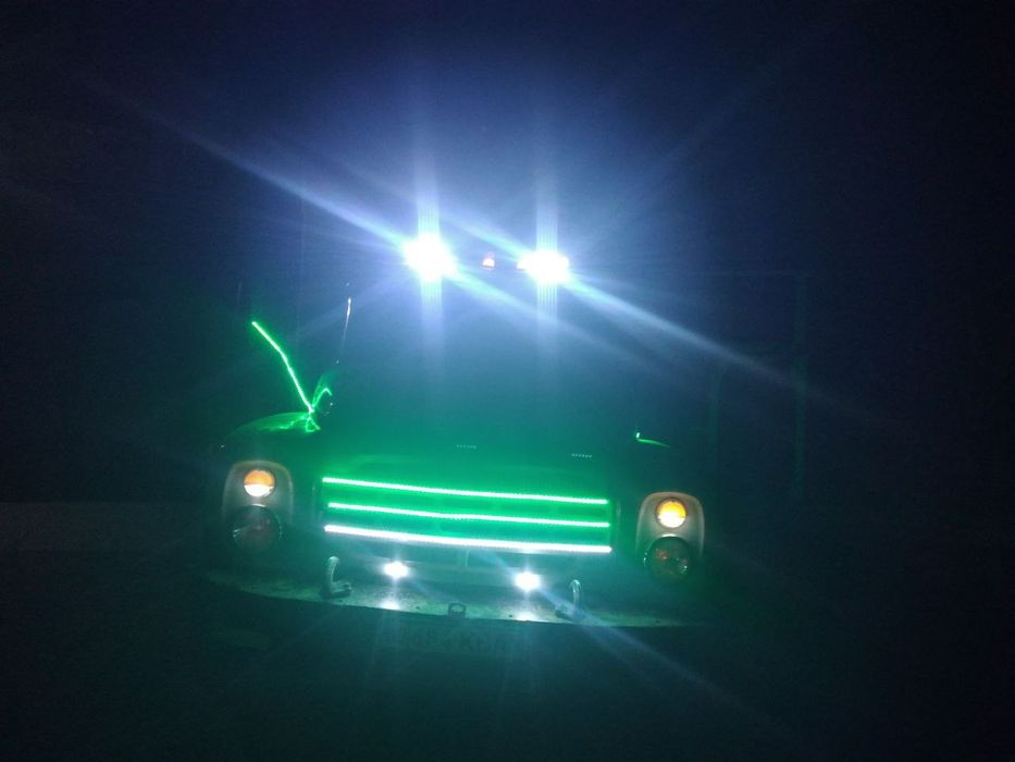 Зил 4502 сотилади..! Камаз исузу самосвал.! Срочна сотаман..!