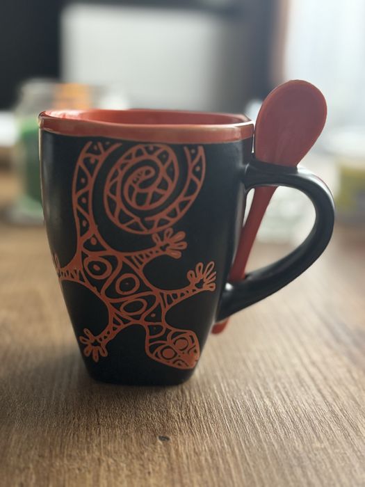 Superba cana din ceramica cu lingirita !
