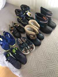 Детски ботуши, апрески, обувки, пантофи, сандали
